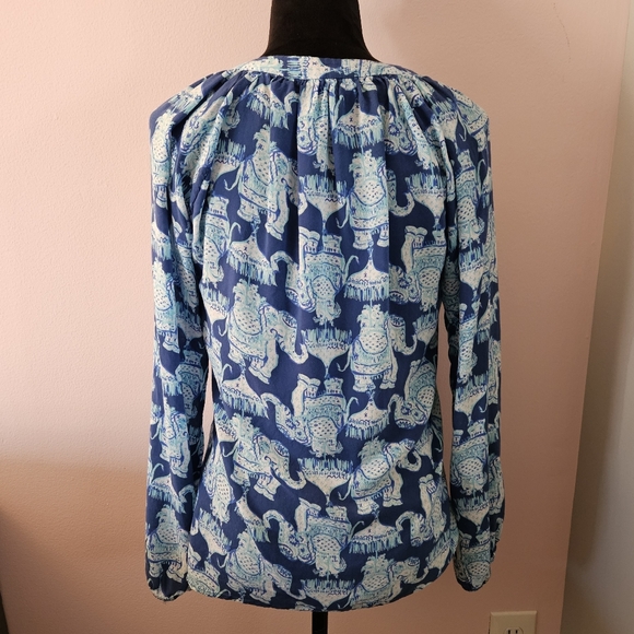 Lilly Pulitzer Martinique Elephant Print Blouse 🩵 Size XS - Picture 5 of 9